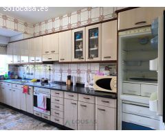 Casa en venta con dos viviendas independientes, terrazas y terreno con