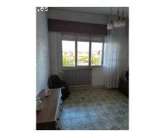 Casa en venta con dos viviendas independientes, terrazas y terreno con