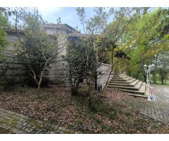 Casa de piedra con finca cerrada a solo 5km de Monforte de Lemos