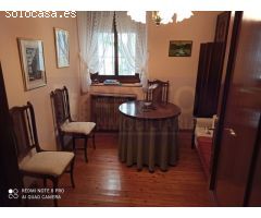 A la venta, casa con lonja de 201m2.