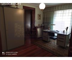 A la venta, casa con lonja de 201m2.