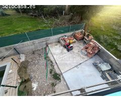 CHALET INDEPENDIENTE CON PISCINA EN ZONA LOS MANZANOS