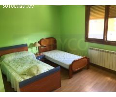 CHALET INDEPENDIENTE CON PISCINA EN ZONA LOS MANZANOS
