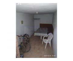 Coqueta casa con terreno, a la venta en Uruñuela.