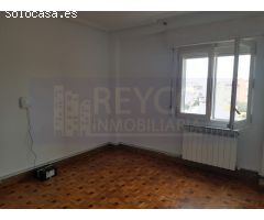 PISO EN VENTA PARA REFORMAR EN CALAHORRA