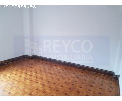 PISO EN VENTA PARA REFORMAR EN CALAHORRA