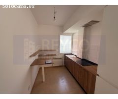 PISO EN ZONA SAN MILLAN ( 1º SIN ASCENSOR)