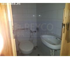 Edificio en plena herradura en Haro