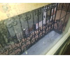 Edificio en plena herradura en Haro
