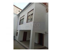 PISO EXTERIOR EN EL CENTRO