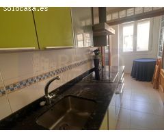 Apartamento semi-nuevo con garaje y trastero.
