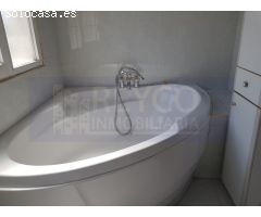 Chalet en venta en urbanización Aurora, oportunidad por precio.