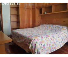 Chalet en venta en urbanización Aurora, oportunidad por precio.