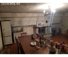Chalet en venta en urbanización Aurora, oportunidad por precio.