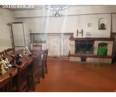 Chalet en venta en urbanización Aurora, oportunidad por precio.