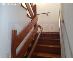 Chalet en venta en urbanización Aurora, oportunidad por precio.