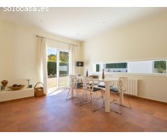 Villa moderna en venta cerca de la playa en Jávea