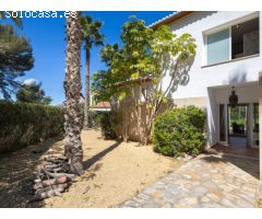 Villa moderna en venta cerca de la playa en Jávea