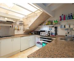 ¿Quieres comprar una villa cerca de la Playa del Arenal en Javea?