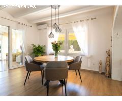 ¿Quieres comprar una villa cerca de la Playa del Arenal en Javea?