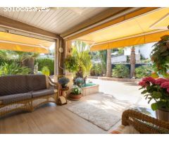¿Quieres comprar una villa cerca de la Playa del Arenal en Javea?