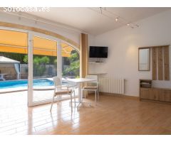 ¿Quieres comprar una villa cerca de la Playa del Arenal en Javea?