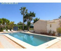Se vende villa 3 en 1 de calidad con mucha privacidad