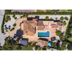 Se vende villa 3 en 1 de calidad con mucha privacidad