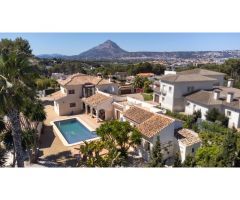 Se vende villa 3 en 1 de calidad con mucha privacidad