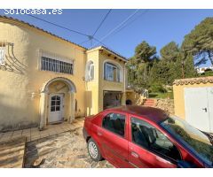Villa con mucho potencial cerca de la Playa del Arenal