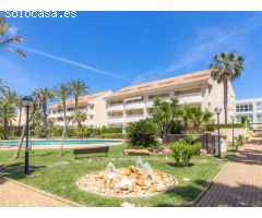 Plaza de parking y trastero en venta en Golden Beach, Javea