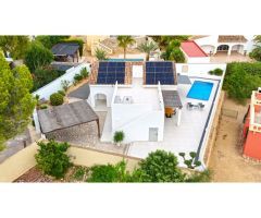 Chalet independiente de estilo ibicenco en Altea la Vella
