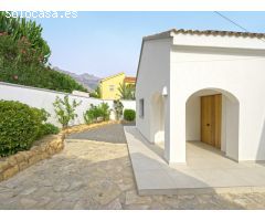 Chalet independiente de estilo ibicenco en Altea la Vella