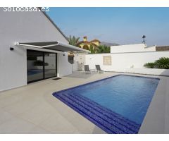 Chalet independiente de estilo ibicenco en Altea la Vella