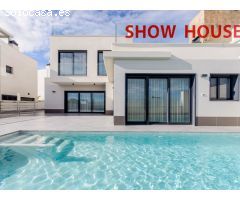 Descubre este precioso de nueva construcción de villa en San Miguel de Salinas