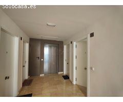 Apartamento en exclusiva ubicación, con vistas al mar en Mascarat, Altea