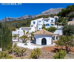 Villa de lujo con amplias vistas, en la sierra de Altea