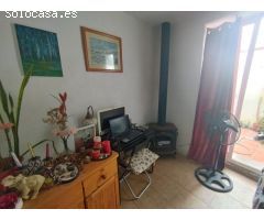 Encantadora Casa de Dos Plantas con Vistas a las Montañas en Riogordo - ¡Gran