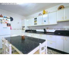 Casa Adosada de 4 Habitaciones