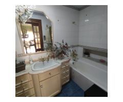CASA DE LUJO EN EL CENTRO DE CANALS (VALENCIA)