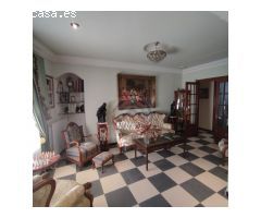 CASA DE LUJO EN EL CENTRO DE CANALS (VALENCIA)