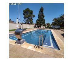 ELEGANTE CHALET EN BELLUS: LUJO Y PRIVACIDAD TOTAL