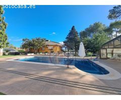 ELEGANTE CHALET EN BELLUS: LUJO Y PRIVACIDAD TOTAL