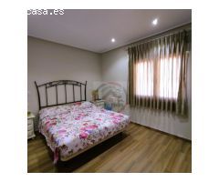 ELEGANTE CHALET EN BELLUS: LUJO Y PRIVACIDAD TOTAL