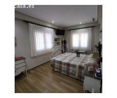 ELEGANTE CHALET EN BELLUS: LUJO Y PRIVACIDAD TOTAL