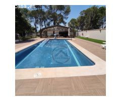 ELEGANTE CHALET EN BELLUS: LUJO Y PRIVACIDAD TOTAL