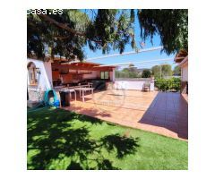 ELEGANTE CHALET EN BELLUS: LUJO Y PRIVACIDAD TOTAL
