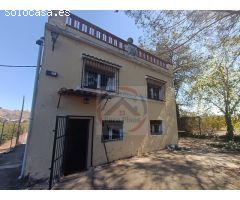 CASA EN VENTA CON 50 HANEGADAS DE NARANJOS EN MANUEL