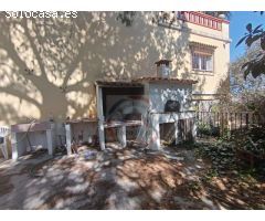 CASA EN VENTA CON 50 HANEGADAS DE NARANJOS EN MANUEL