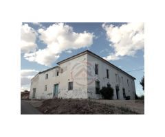 COMPRAR VILLA CON CAMPOS DE CULTIVO EN BUFALI